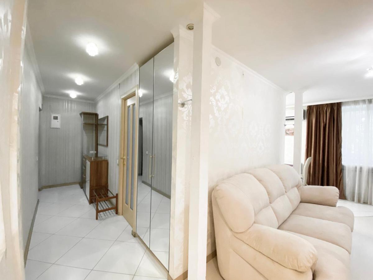 Beautiful 1-Bedroom Near Most City Center Dniepropietrowsk Zewnętrze zdjęcie