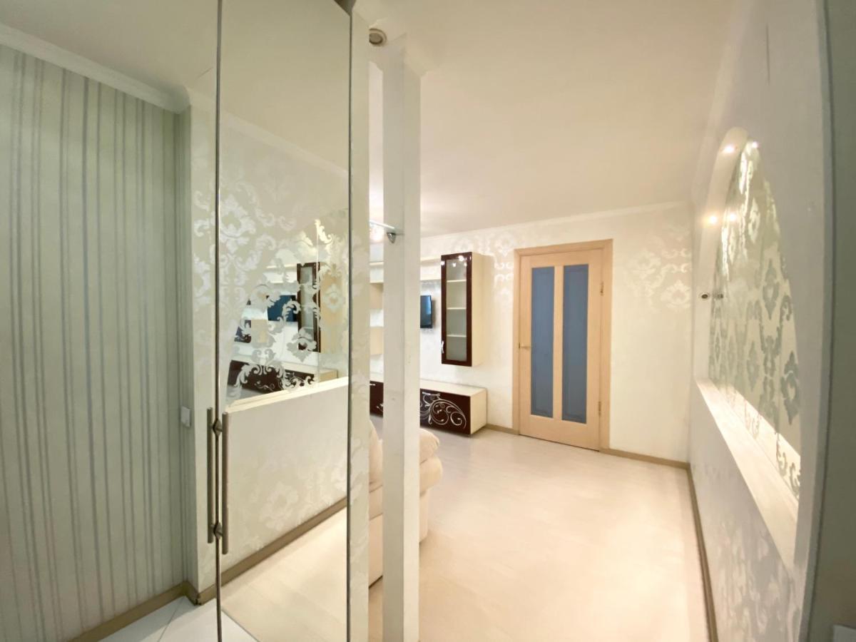 Beautiful 1-Bedroom Near Most City Center Dniepropietrowsk Zewnętrze zdjęcie