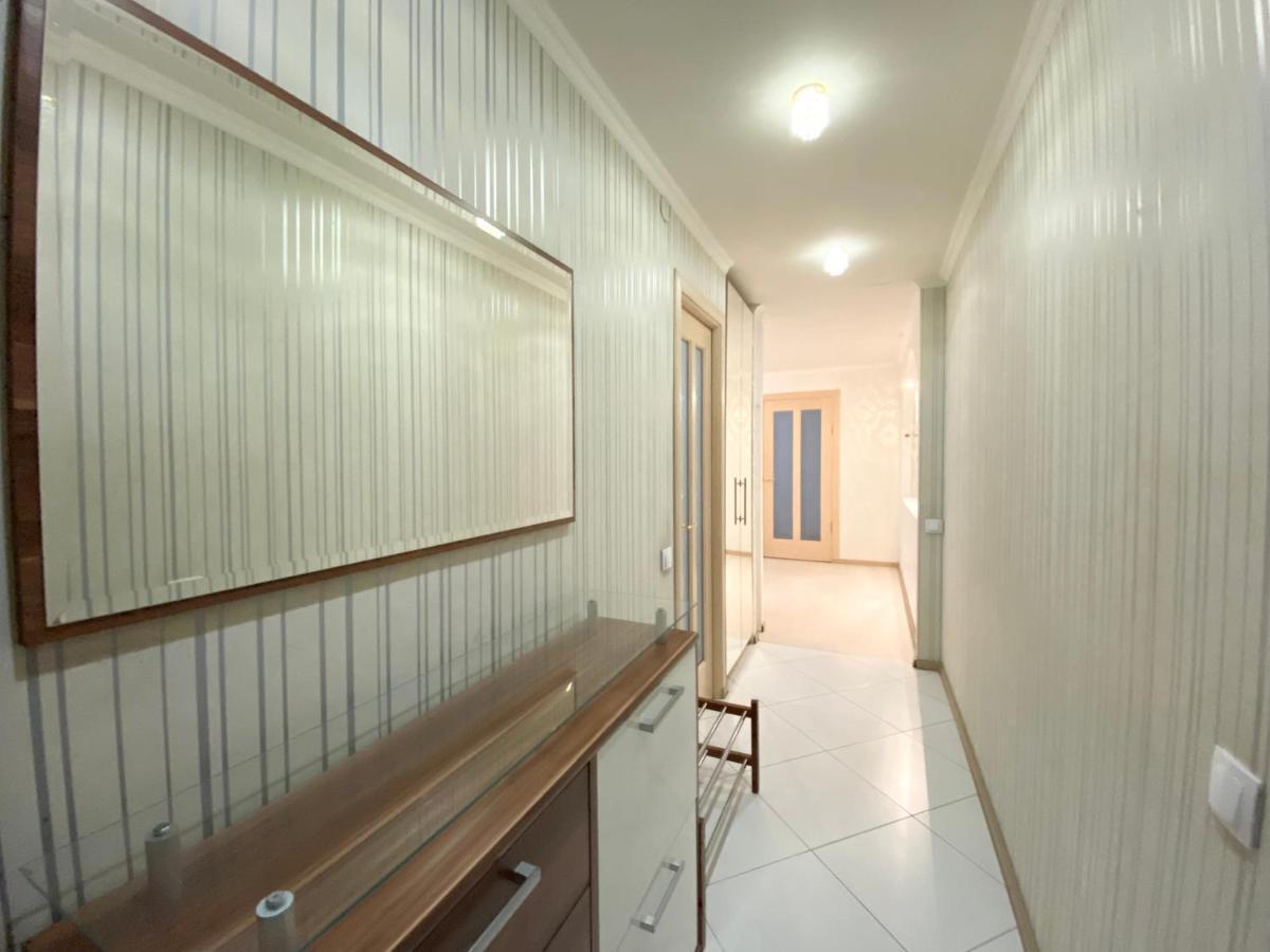 Beautiful 1-Bedroom Near Most City Center Dniepropietrowsk Zewnętrze zdjęcie