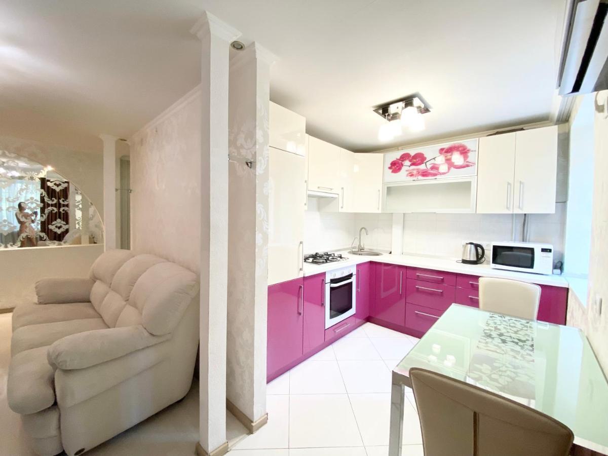Beautiful 1-Bedroom Near Most City Center Dniepropietrowsk Zewnętrze zdjęcie