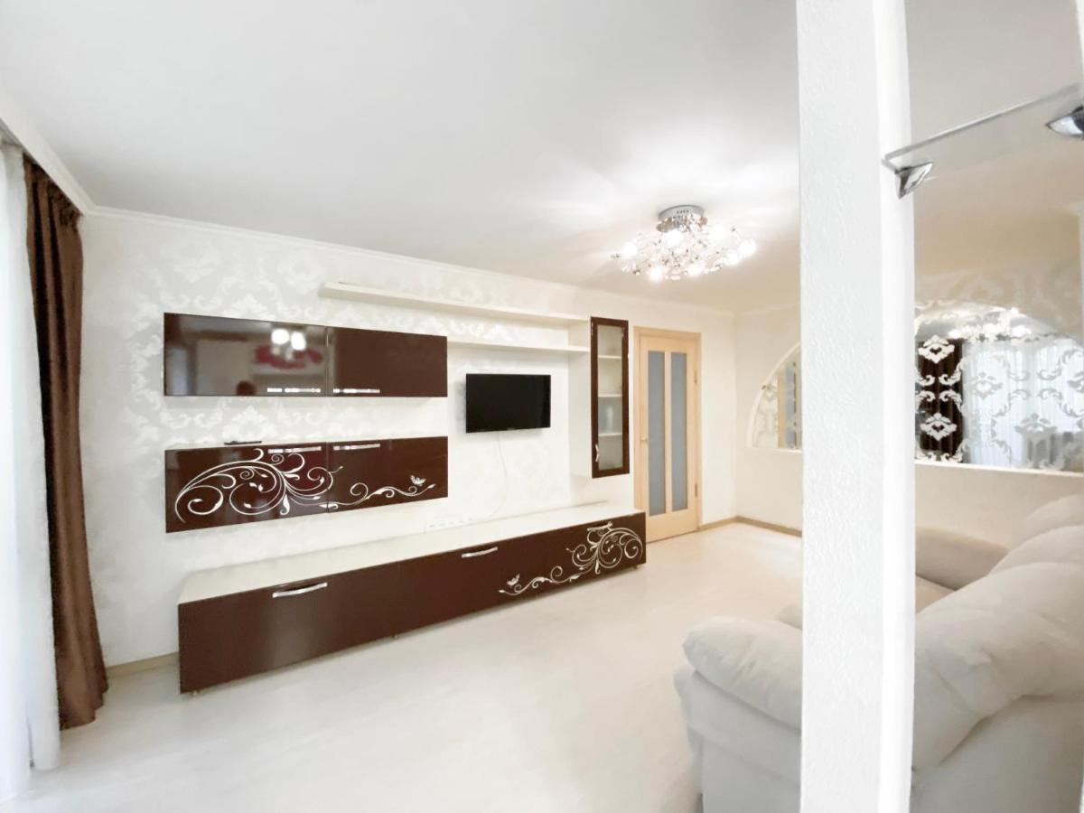 Beautiful 1-Bedroom Near Most City Center Dniepropietrowsk Zewnętrze zdjęcie