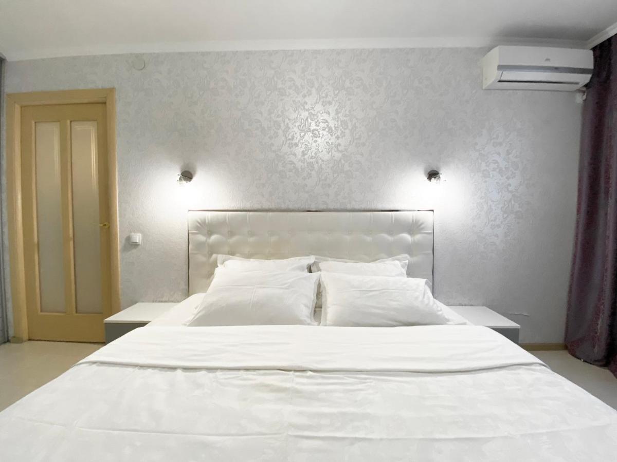 Beautiful 1-Bedroom Near Most City Center Dniepropietrowsk Zewnętrze zdjęcie