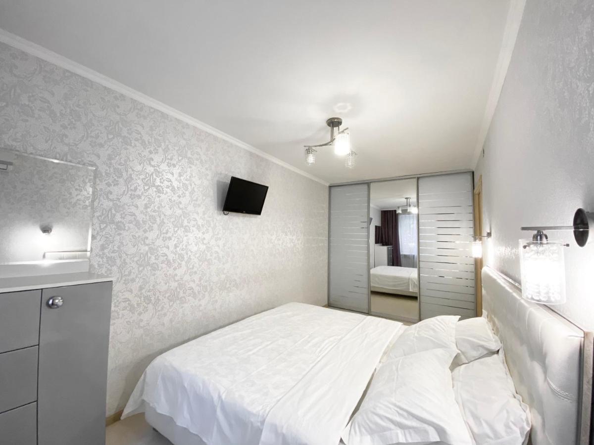 Beautiful 1-Bedroom Near Most City Center Dniepropietrowsk Zewnętrze zdjęcie