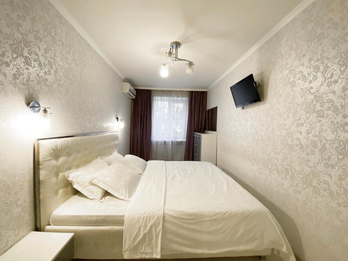 Beautiful 1-Bedroom Near Most City Center Dniepropietrowsk Zewnętrze zdjęcie
